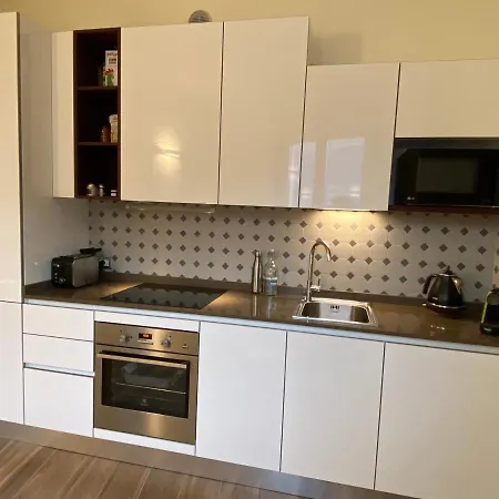 Via Castello, Como, Apartamento Brienno