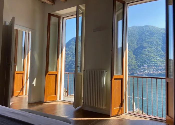 Via Castello, Como, Apartman Brienno